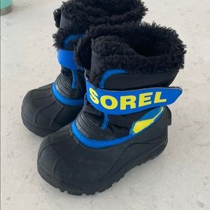 Toddler Sorel snow commander winter boots